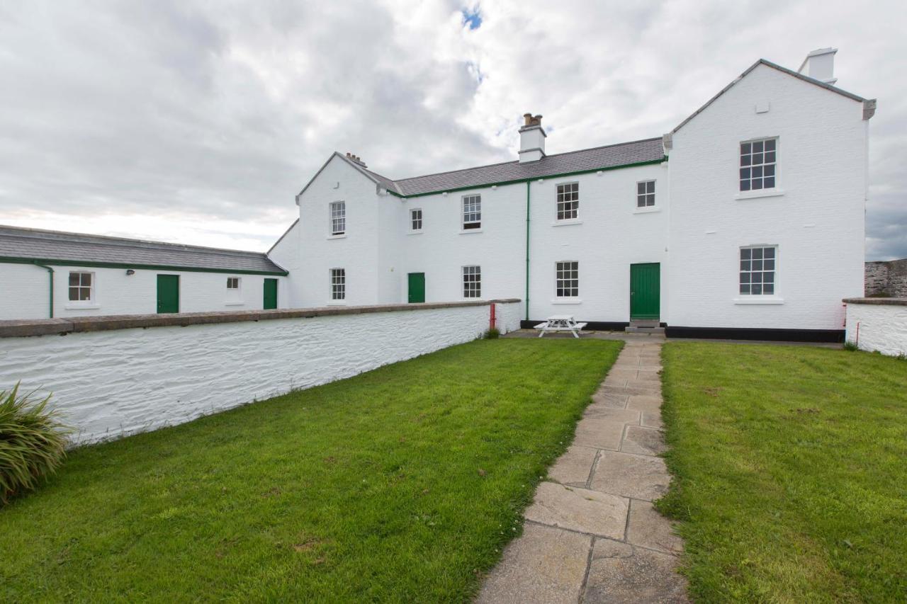 Galley Head Lightkeeper'S Houses Donoure Eksteriør billede