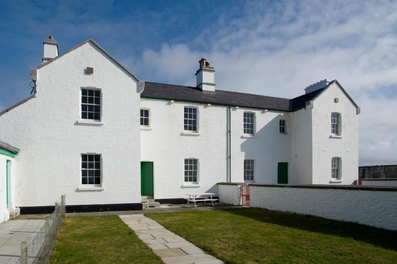 Galley Head Lightkeeper'S Houses Donoure Eksteriør billede